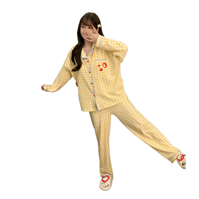 Sieviešu pidžāmas komplekts ar raksturīgu rakstu un mīļu karikatūru, kardigans, garas piedurknes, garas bikses, adīts poliestera audums, vidējs biezums