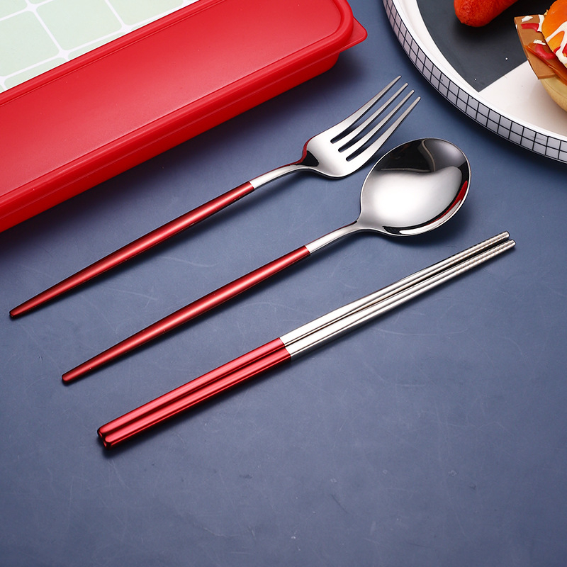 Nerezový jedálenský set (tri diely: lyžička, paličky, vidlička) — 410 nerezová oceľ, zrkadlové leštenie, prenosný