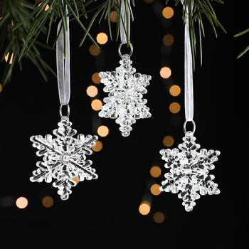 Priehľadný akrylový príves s motívom snehovej vločky a losa pre fotorekvizitá na Vianoce — plast, balené v OPP vrecku, značka Hong Kong Heng