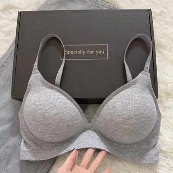 Японски стил подплатен безжичен памучен спортен сутиен, чашки тип триъгълник, без закопчаване