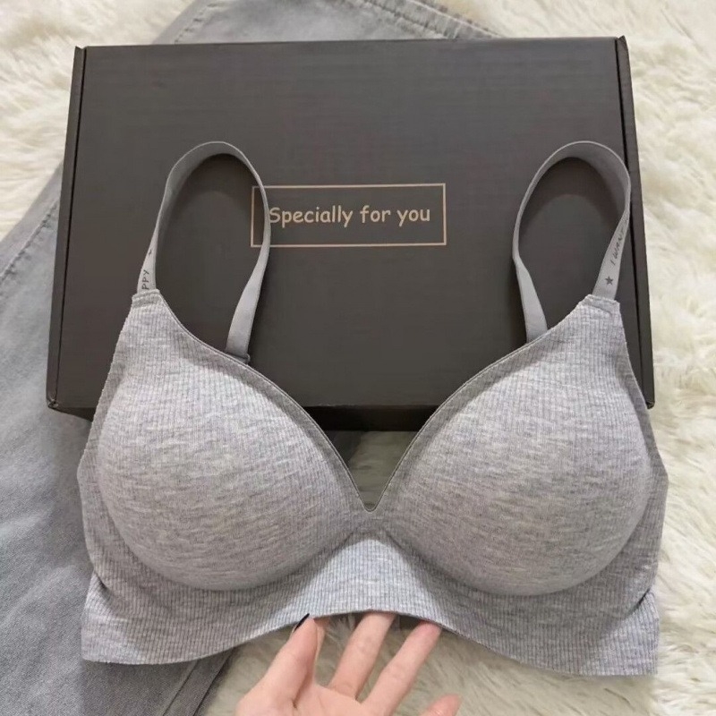 Японски стил подплатен безжичен памучен спортен сутиен, чашки тип триъгълник, без закопчаване