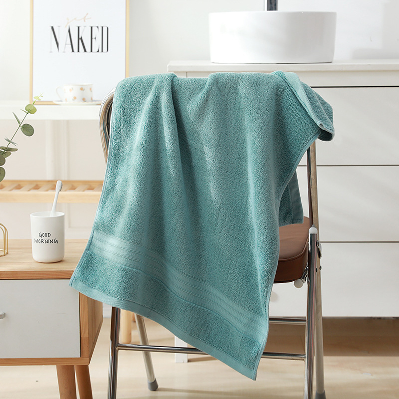 Uterák na kúpanie pre deti zo 100% bavlny, priadza 16, hladká tkanina, hmotnosť 200–300 g, možná úprava na mieru