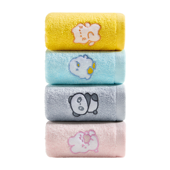 Grace Detský uterák z 100% bavlny, model W3820, 21 super mäkká priadza, výšivka a jacquard, hmotnosť pod 50 g, možná zákazková úprava