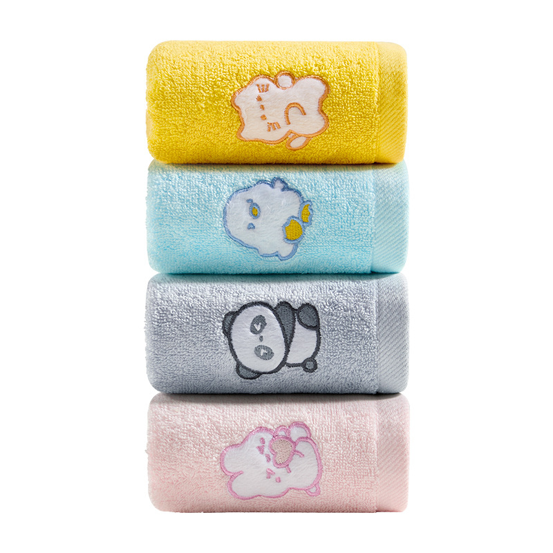 Grace Detský uterák z 100% bavlny, model W3820, 21 super mäkká priadza, výšivka a jacquard, hmotnosť pod 50 g, možná zákazková úprava