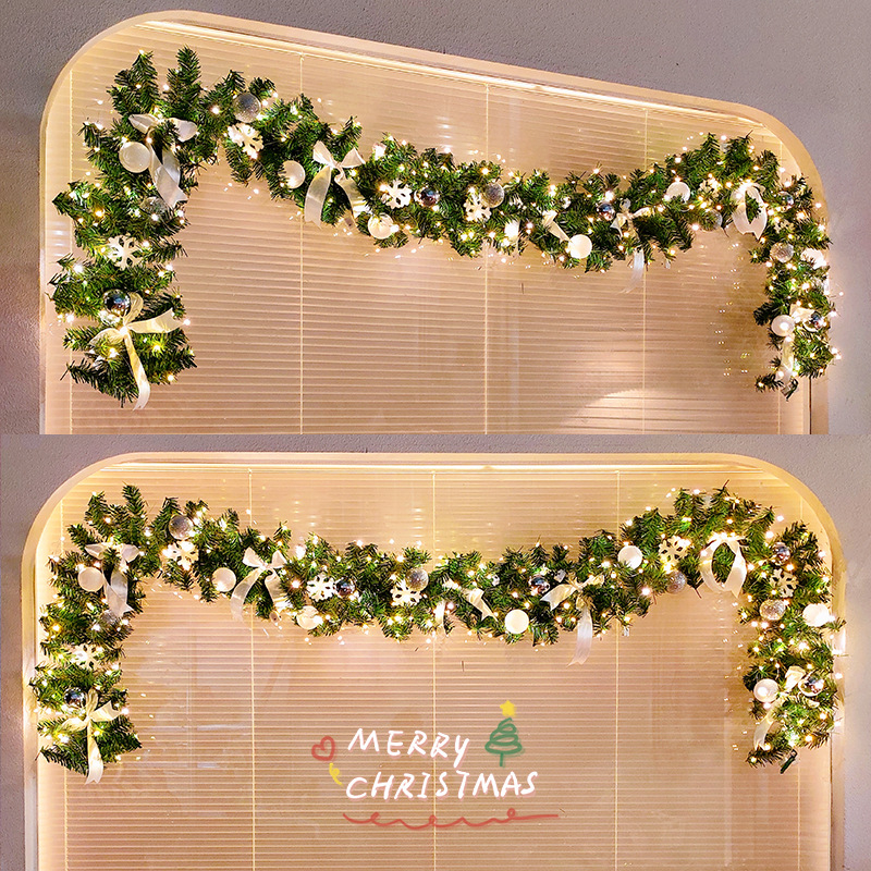 Vianočná dekorácia: girlanda z ratanu s strapcami a čipkou na okno (6fSTaTK4; Materiály: ratan, textil, ďalšie; Značka: Hangzhou Fuyang Trading Firm; Vhodné na Vianoce)