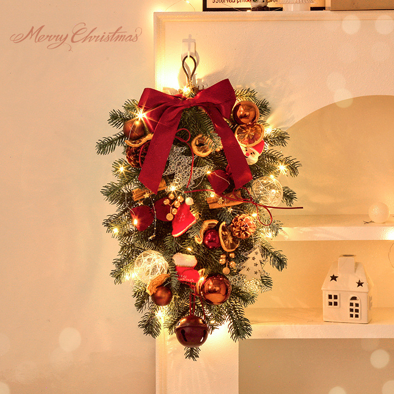 Vianočná dekorácia: girlanda z ratanu s strapcami a čipkou na okno (6fSTaTK4; Materiály: ratan, textil, ďalšie; Značka: Hangzhou Fuyang Trading Firm; Vhodné na Vianoce)