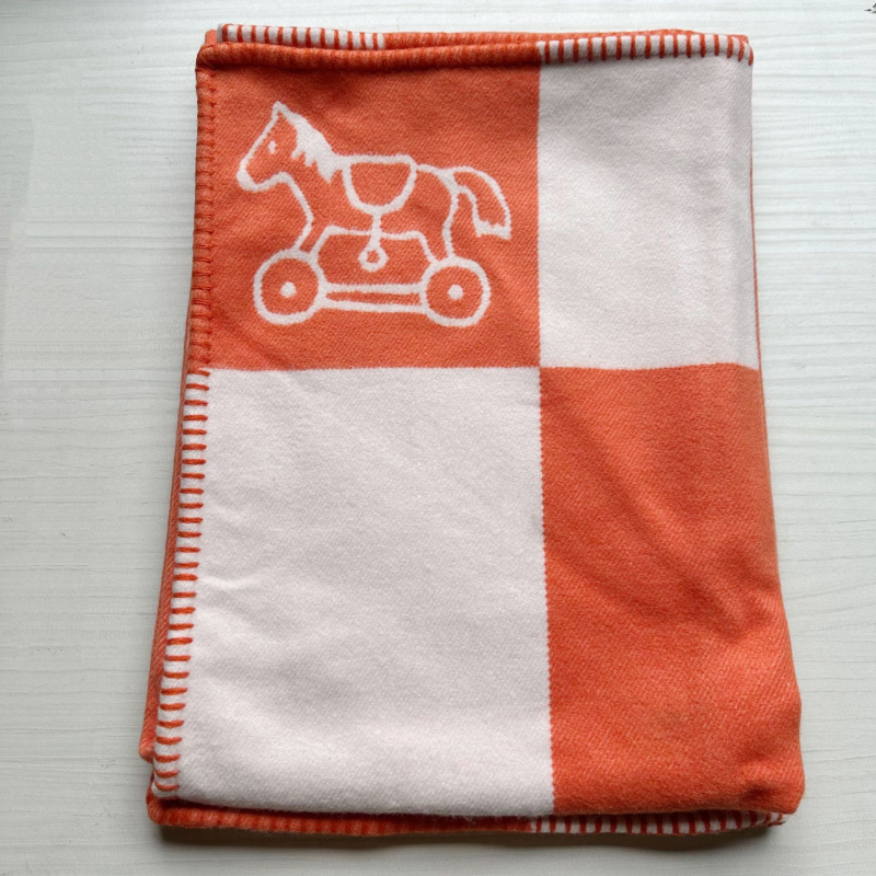 Памучно бебешко одеяло с модел на конче, персонализируемо, 500–800 g, за деца 6–12 години, четири сезона