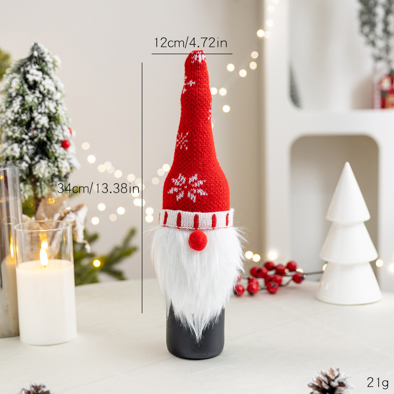 Pletený vianočný obal na fľašu vína s dizajnom elf starý muž — Značka Snow fir christmas — Dekorácie pre hotely a reštaurácie