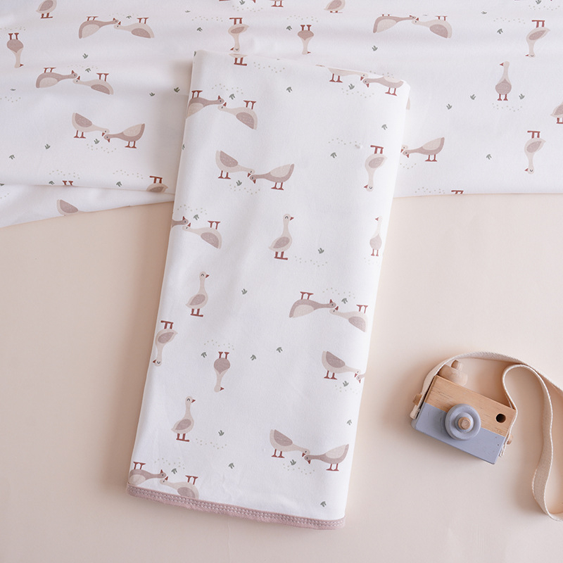 Mien Bear Zavinovačka z 100% bavlny pre novorodencov, vzor zvierat a prúžky, celoročné použitie, bezpečnostná trieda A