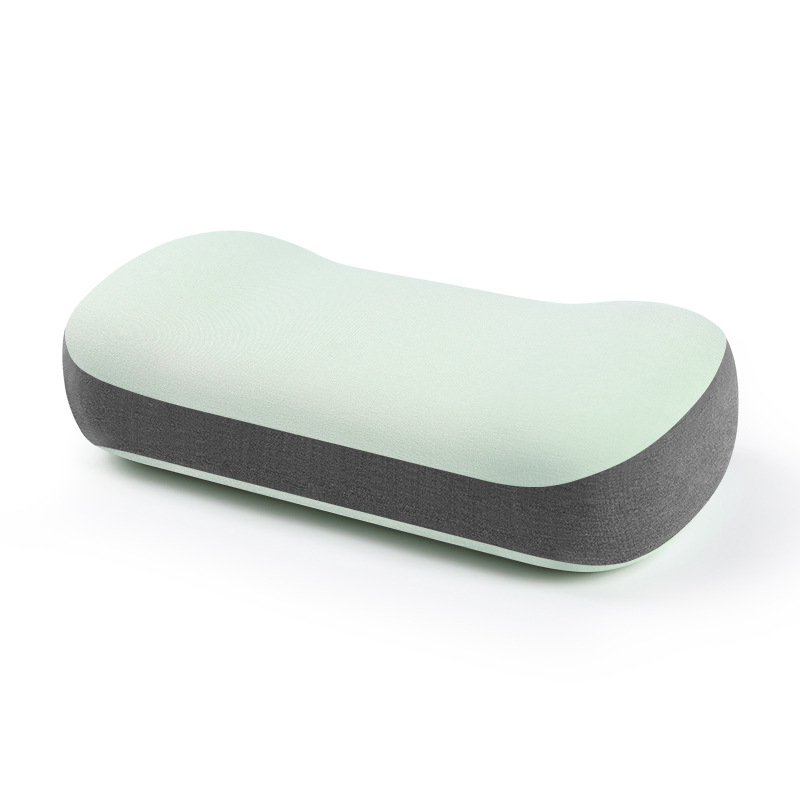 Prenosný vankúš z prírodného latexu na cestovanie, obsah latexu 80–90%, výška jadra 10–15 cm, jednostranný fleece materiál, dostupná personalizácia