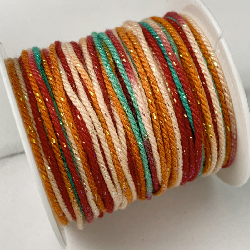 DIY doplnky: ručne tkané vlákno lano na náramky (jar 2025)