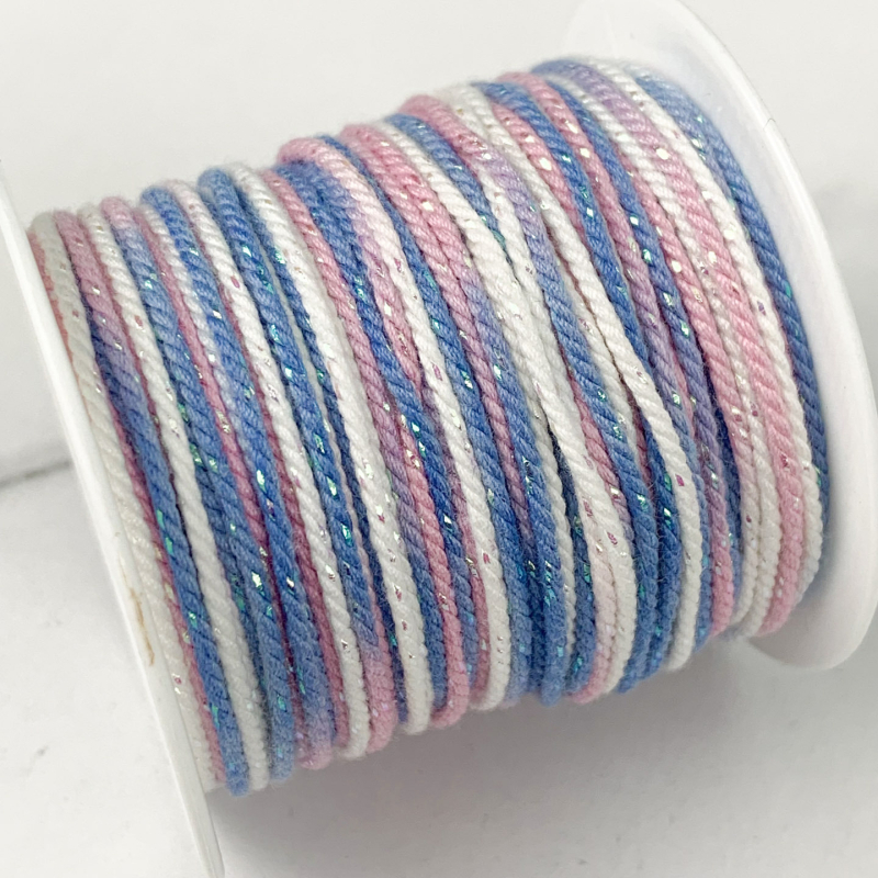 DIY doplnky: ručne tkané vlákno lano na náramky (jar 2025)