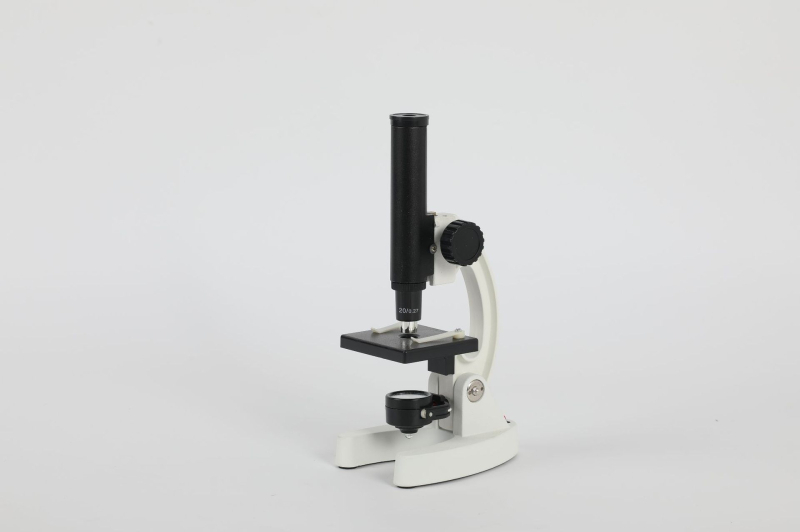 Koolide teaduslik monokulaarne mikroskoop — laborimikroskoop kõrge eraldusvõimega rakkude, bakterite ja mikroorganismide vaatlemiseks