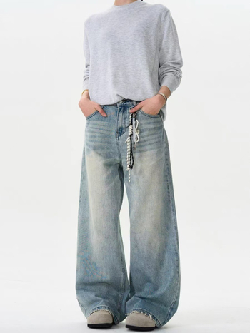 Jeanși din denim în stil vintage, croială dreaptă, talie medie, fermoar, 92% bumbac, detalii distressed