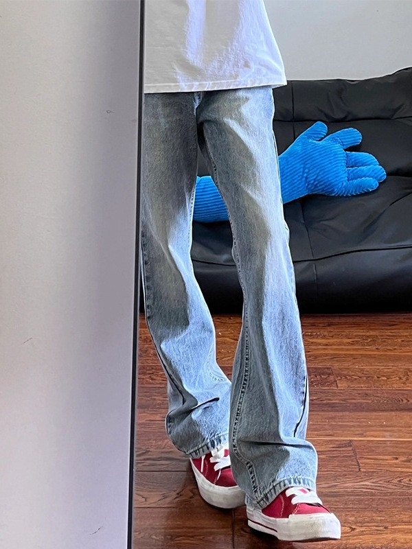 Muške traperice – mikro flare, straight kroj, srednji pojas, oprani denim, 60% pamuk, ljeto