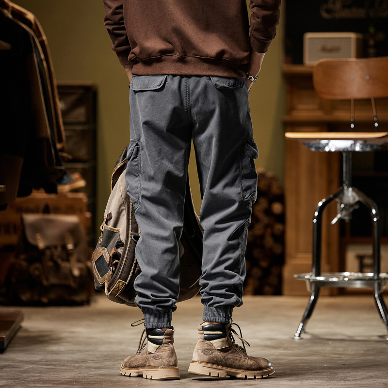 Radne casual hlače s fleece podstavom, opušten kroj, srednji pojas (Materijal: Pamuk; Debljina: Fleece; Kroj: Opušten; Pojas: Srednji; Sezona: Zima)