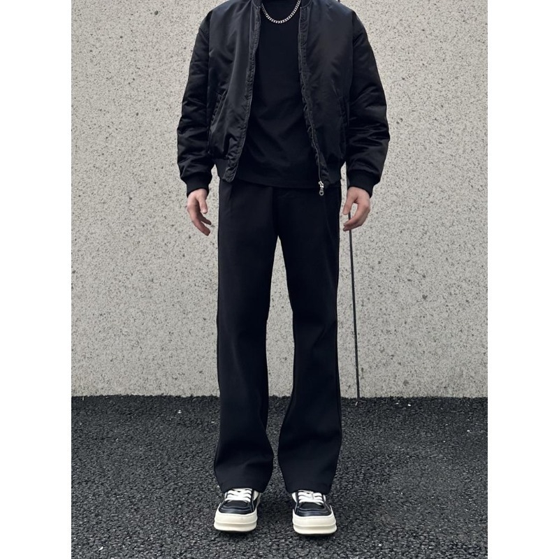 Pánske športové voľnočasové nohavice s rovným strihom, stredná výška pásu, šnúrka na zaväzovanie, priedušný polyesterový zmes, bez pokrčenia