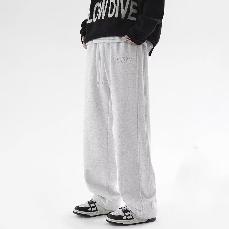 Pánske nohavice s rovnou nohavicou, flís vo vnútri, bavlnená zmes, stredne vysoký pás, šnúrka v páse, zimné