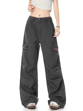 Pantaloni casual din bumbac, croială dreaptă, talie medie, cu multe buzunare, respirabili