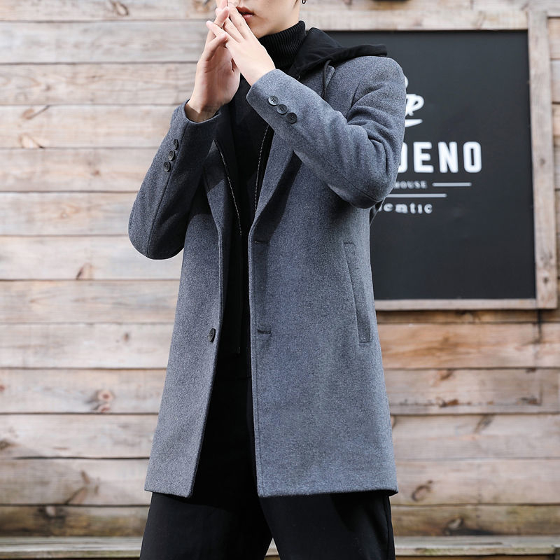 Corduroy kabát s odnímateľnou kapucňou, jednoredé zapínanie, voľný strih, jar 2025