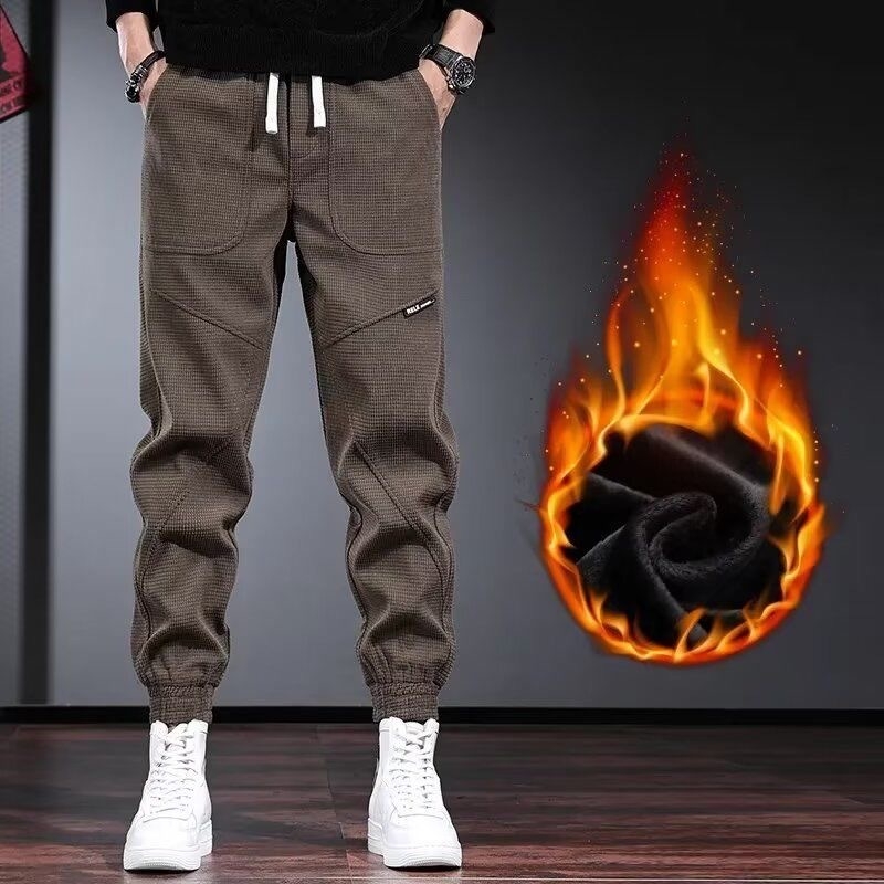 Muške hlače od korduroja s fleece podstavom, širokog kroja, prugasti uzorak, zima