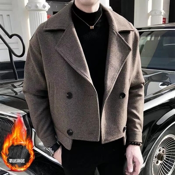 Pánske krátke sako britského štýlu, golier typu saka, zapínanie na jedno gombíka, podšívka 95%+