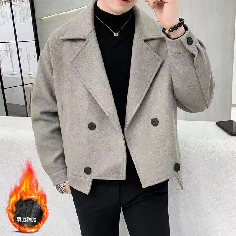 Pánske krátke sako britského štýlu, golier typu saka, zapínanie na jedno gombíka, podšívka 95%+