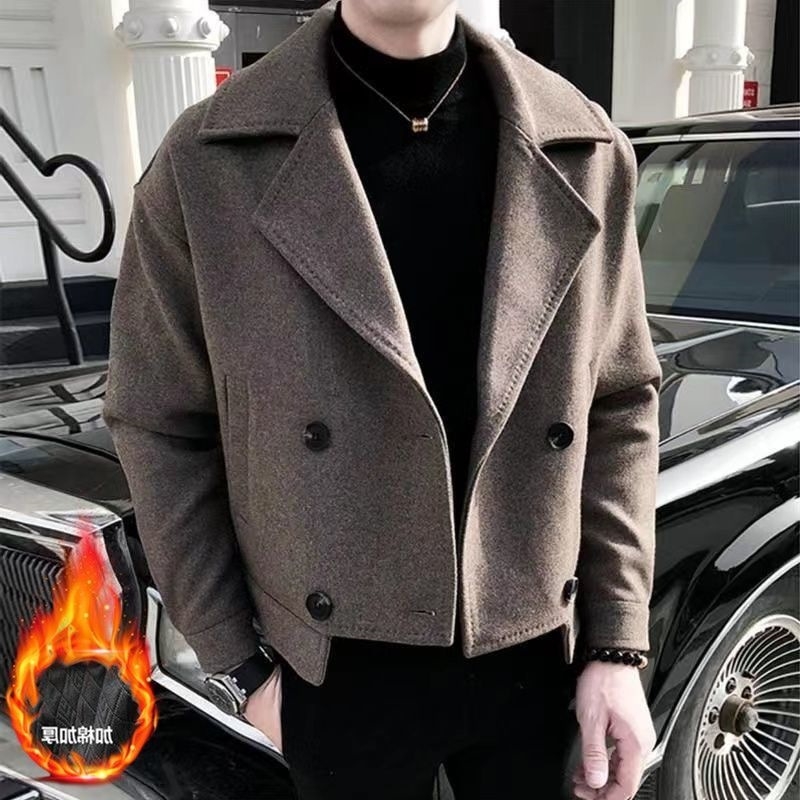 Pánske krátke sako britského štýlu, golier typu saka, zapínanie na jedno gombíka, podšívka 95%+