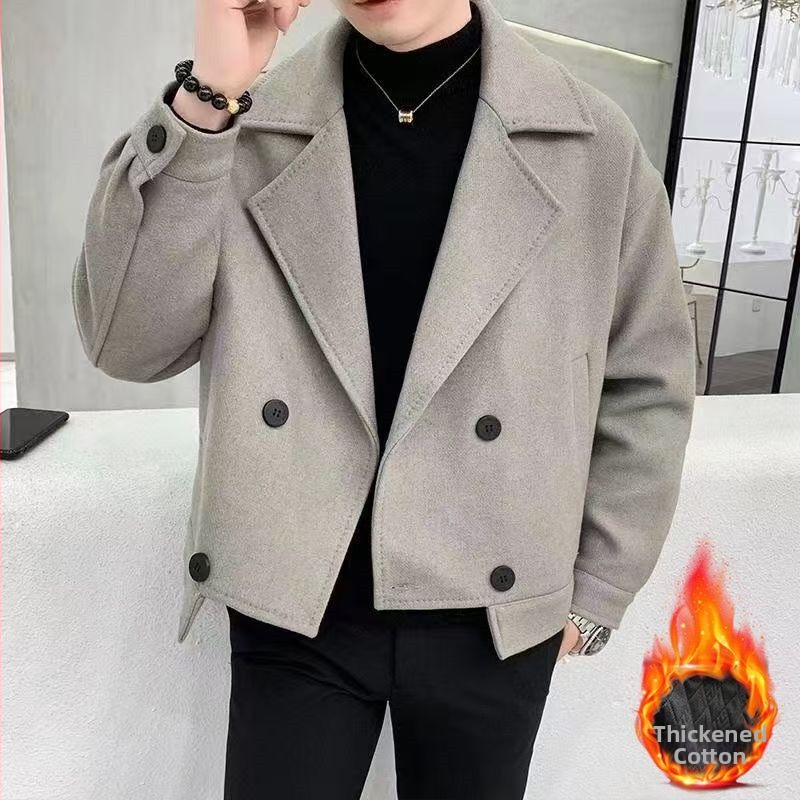 Pánske krátke sako britského štýlu, golier typu saka, zapínanie na jedno gombíka, podšívka 95%+