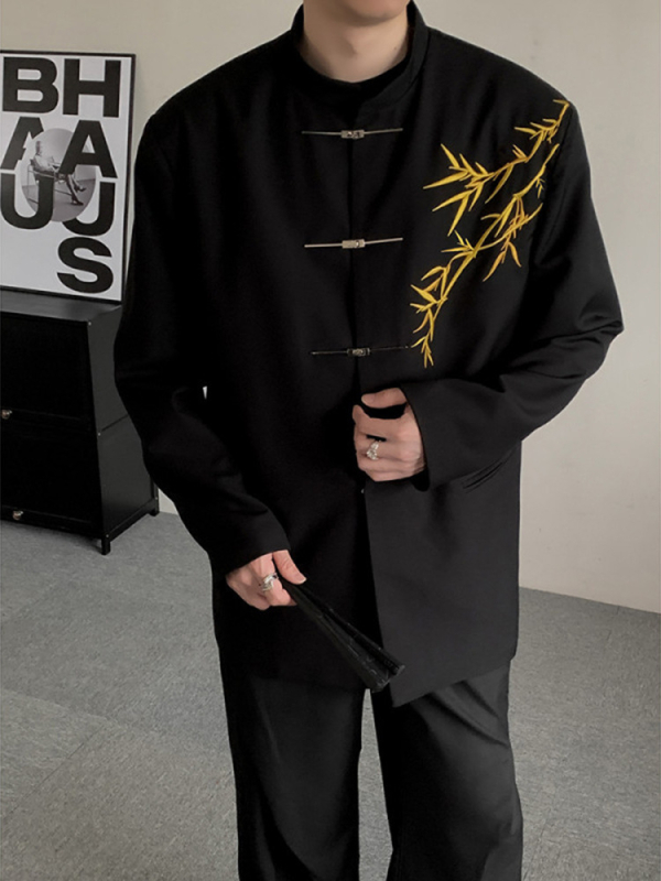 Férfi esküvői öltöny kínai stílusban, bambusz hímzéssel, álló gallér, laza szabás, háromgombos, poliészter alapú keverék