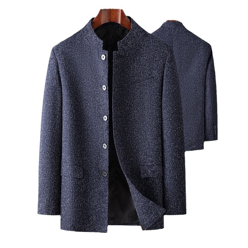 Pánske casual oblek so stojacim golierom, kockovaný vzor, jednoredové tri gombíky, rovný strih, polyestrová zmes, dlhé rukávy, jarno-jesenná sezóna