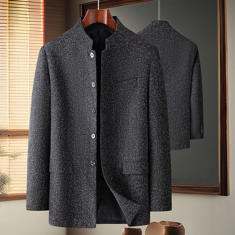 Pánske casual oblek so stojacim golierom, kockovaný vzor, jednoredové tri gombíky, rovný strih, polyestrová zmes, dlhé rukávy, jarno-jesenná sezóna