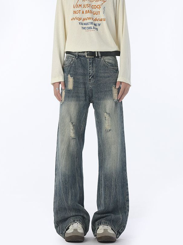 Džíny – stredný pás, rovné nohavice s mikro flare, oprané denim, 70.9% bavlna, 18.4% regenerované vlákna, 10.7% polyester, viac vreciek