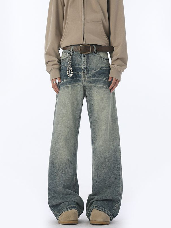 Džíny – stredný pás, rovné nohavice s mikro flare, oprané denim, 70.9% bavlna, 18.4% regenerované vlákna, 10.7% polyester, viac vreciek