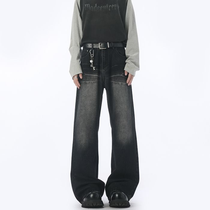 Džíny – stredný pás, rovné nohavice s mikro flare, oprané denim, 70.9% bavlna, 18.4% regenerované vlákna, 10.7% polyester, viac vreciek