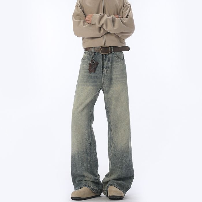 Džíny – stredný pás, rovné nohavice s mikro flare, oprané denim, 70.9% bavlna, 18.4% regenerované vlákna, 10.7% polyester, viac vreciek