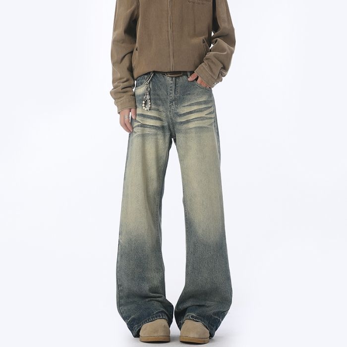 Džíny – stredný pás, rovné nohavice s mikro flare, oprané denim, 70.9% bavlna, 18.4% regenerované vlákna, 10.7% polyester, viac vreciek