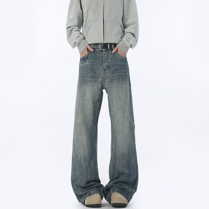 Džíny – stredný pás, rovné nohavice s mikro flare, oprané denim, 70.9% bavlna, 18.4% regenerované vlákna, 10.7% polyester, viac vreciek