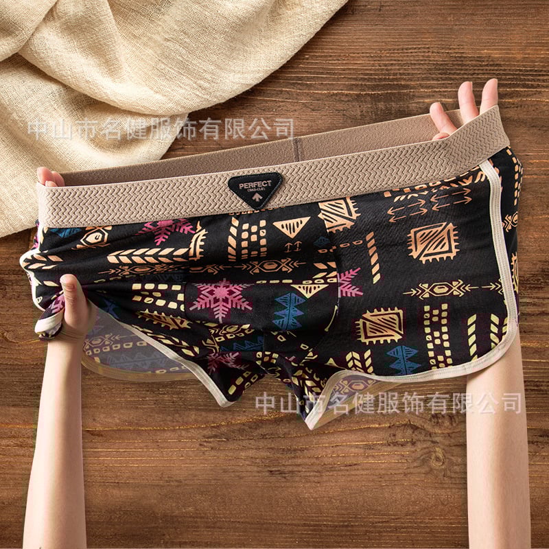 Мъжки боксерки от чист памук, винтидж етно стил, дишащ комфорт; Основен плат: памук 90–95%; Узор: камуфлаж, плодове, счупени цветя; Средна талия; Плетена тъкан