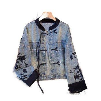 Ženska denim jakna sa stojećim ovratnikom, masivno šivanje, kratka duljina, pamuk 95%+