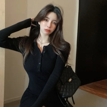 Šaty z polyesteru, jednofarebné, V výstrih, dlhé rukávy, elastický pás