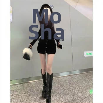 Velúrové šaty, jednofarebné, vysoký pás, dlhé rukávy, visiaci golier