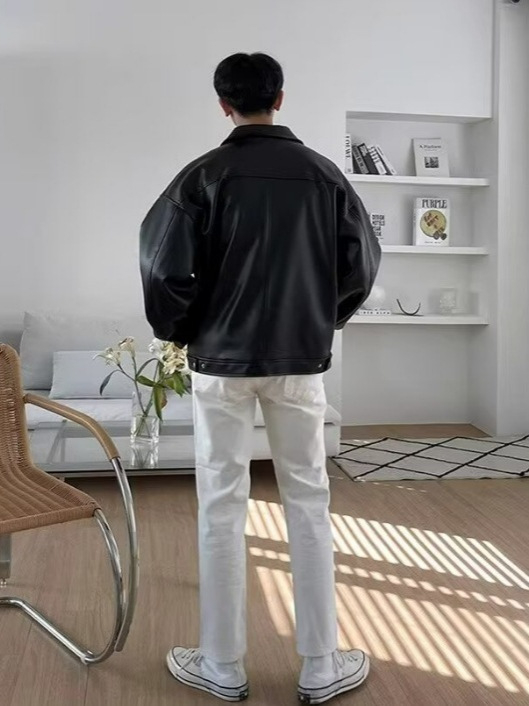 Muška PU kožna jakna, streetwear stil, zatvara se zipom, rever ovratnik, opušten kroj, bočne džepove