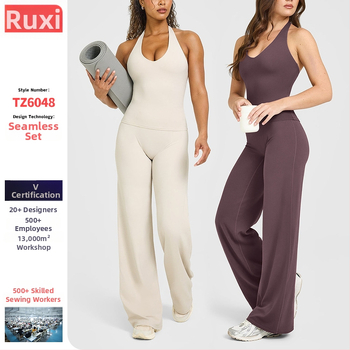 Sada na jogu bez rukávov s topom a nohavice/šortami, pullover štýl, materiál nylon-spandex 75/25, s výplňou na prsiach