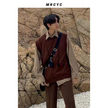 Pánska pletená vesta, jednofarebná, voľný strih, hrubé pletenie, 66-70% vlna, jeseň