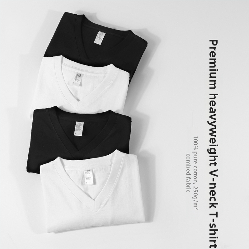 Базова памучна тениска, къс ръкав, кръгло деколте, дебела материя, едноцветна