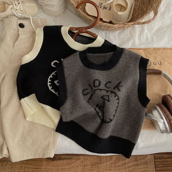 Detská pletená vesta s cartoon jacquard vzorom, okrúhly výstrih, bez rukávov, 55% akryl, pre vek 3–8 rokov