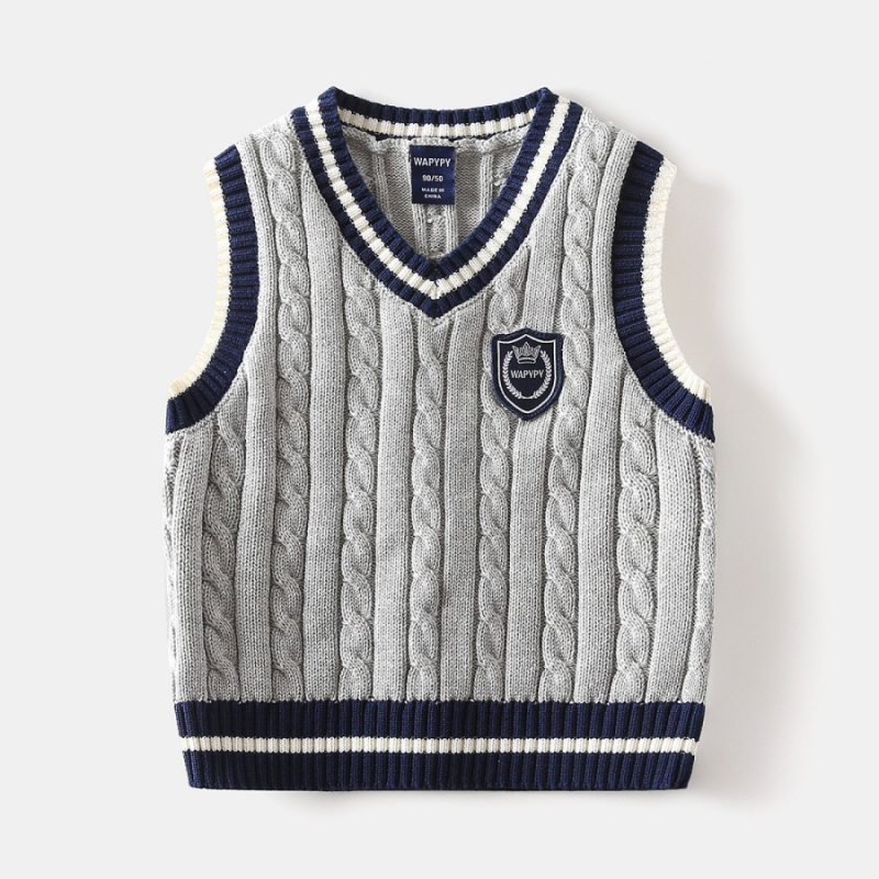 Detská bavlnená pletená vesta s výstrihom do V, erb na hrudi, hrubé vlákno, 100% bavlna