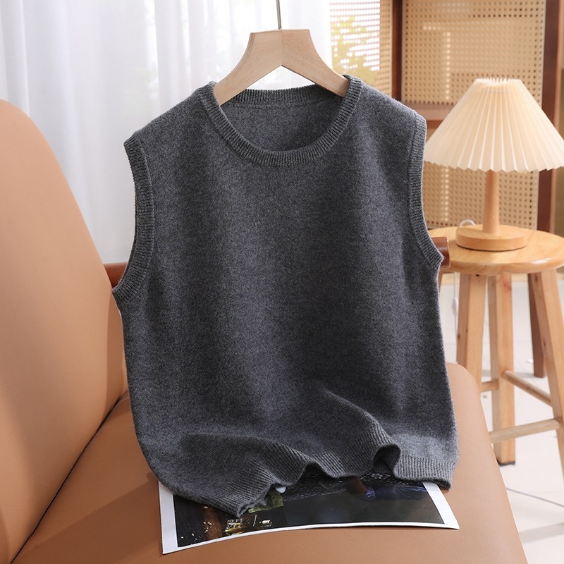 Detská bezruká pletená vesta z 100% vlny, okrúhly golier, cez hlavu, unisex