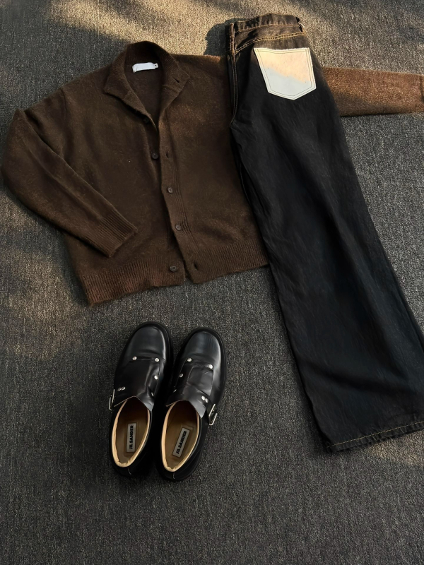 Pleten cardigan s polu-visokim ovratnikom, slobodan kroj, dugi rukavi, poliester 65%